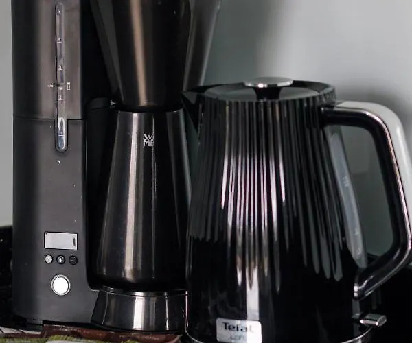 Centre Pet-friendly Koszalinska By Renters Apartment *