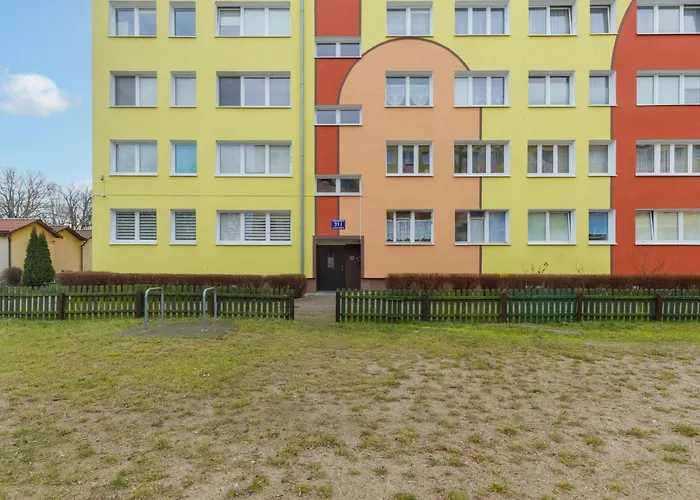 Centre Pet-friendly Koszalinska By Renters Apartment *